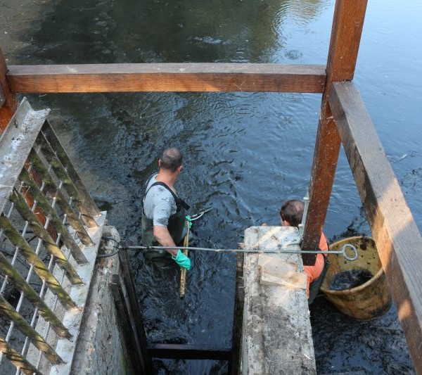 Am Mönch wird das Wasser weiter abgelassen.