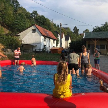 Bei heißem Wetter gibts für die Kids eine kleine Abkühlung!
