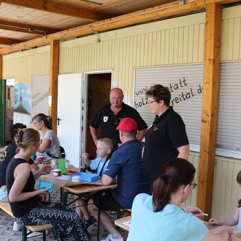 Die Kinder- und Familienwerkstatt lädt zum Basteln